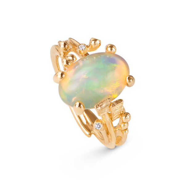 OLE LYNGGAARD COPENHAGEN BoHo 18 kt. guld ring med Opal og 3 brillanter